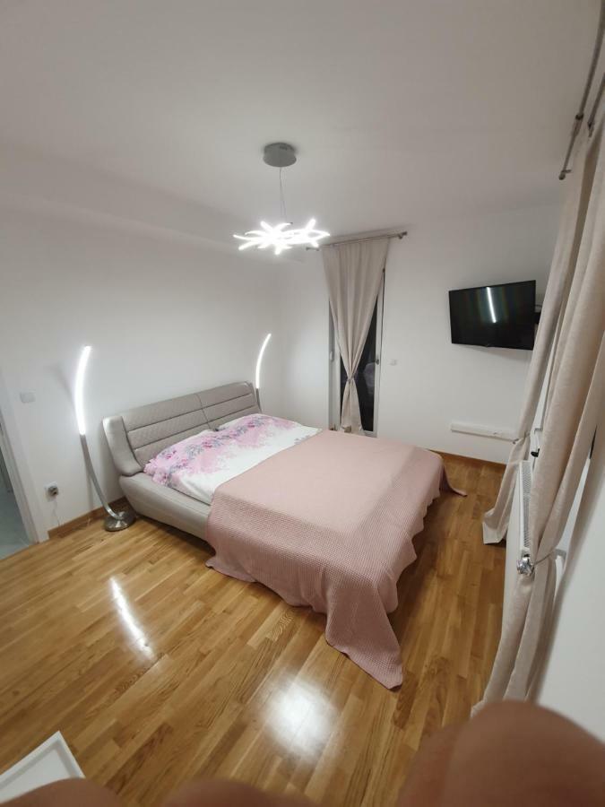 Apartman Lux Doboj Kültér fotó